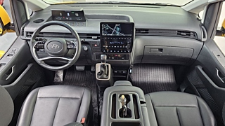 HYUNDAI STARIA 2023