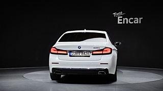 BMW 5-SERIES G30 2022