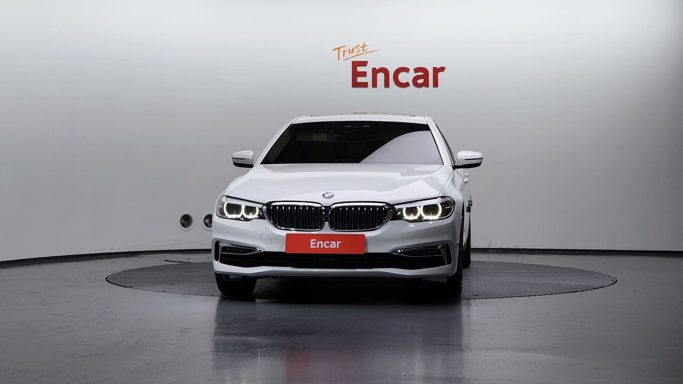 BMW 5-SERIES G30 2020