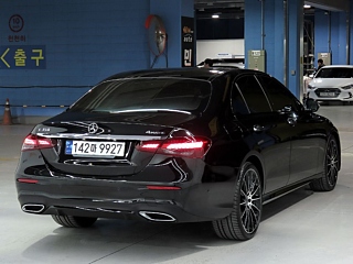 MERCEDES BENZ E-CLASS W213 2023