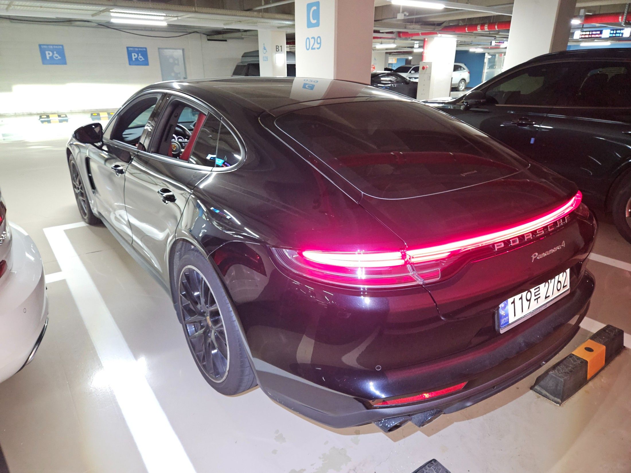 PORSCHE PANAMERA 971 2021