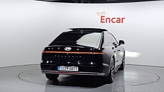 HYUNDAI GRANDEUR GN7 2023