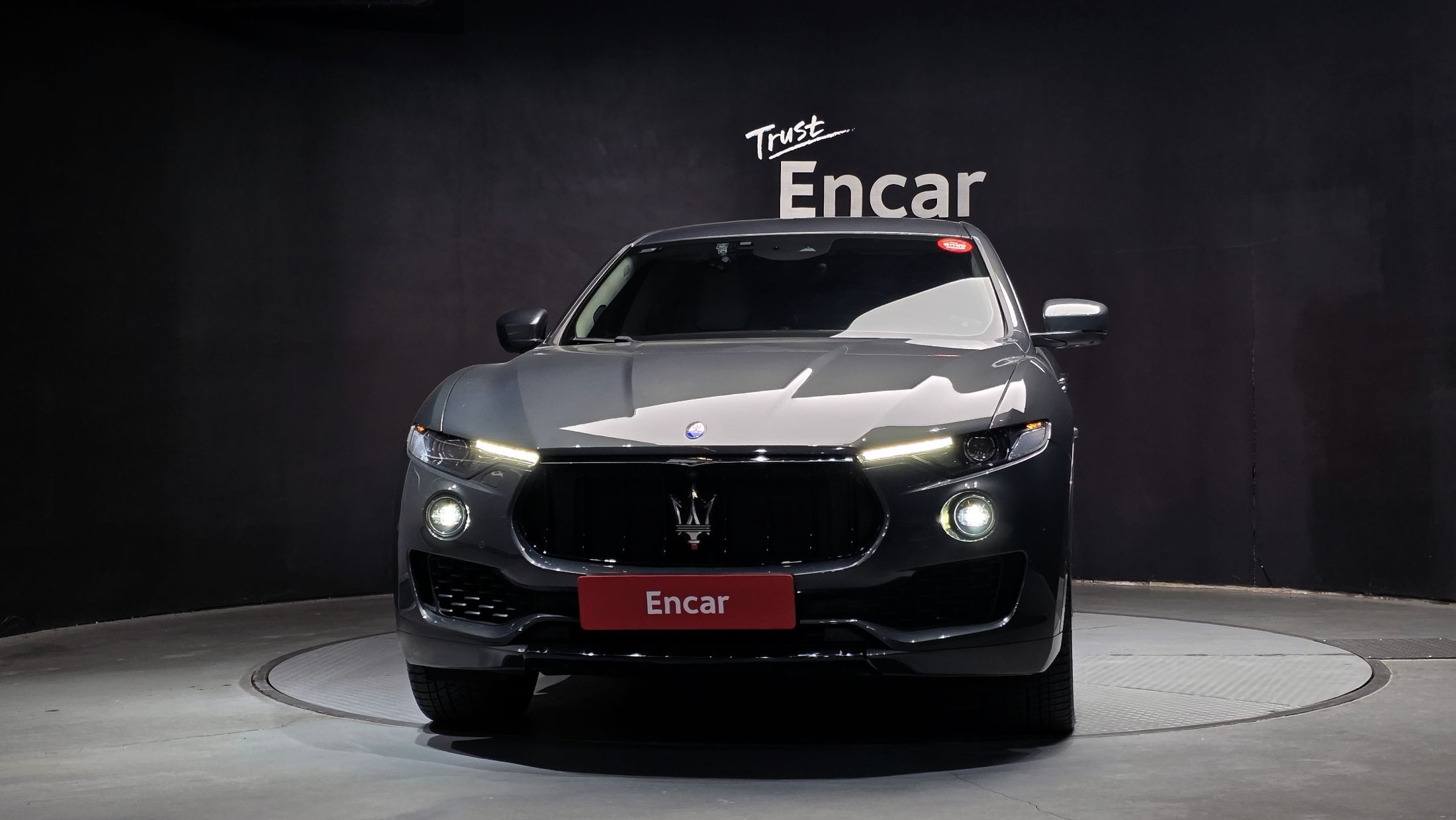 MASERATI LEVANTE 2017