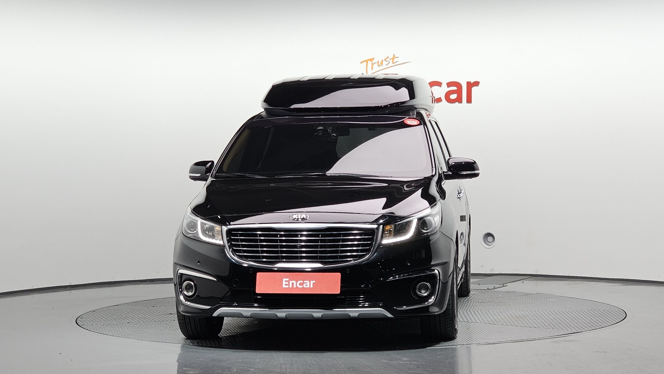 KIA CARNIVAL 2016