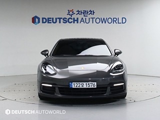 PORSCHE PANAMERA 971 2017