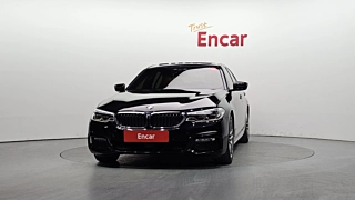 BMW 5-SERIES G30 2017