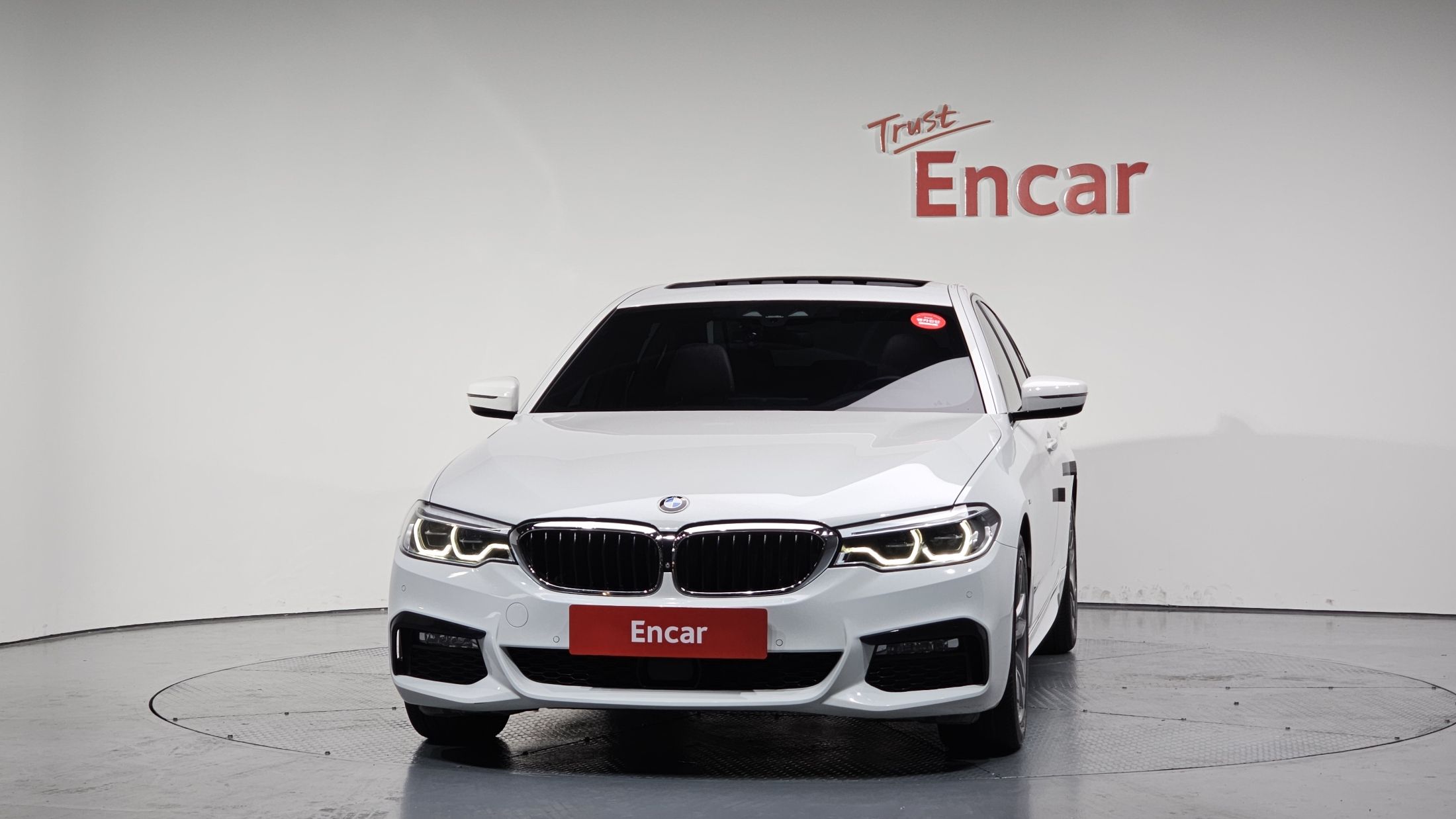 BMW 5-SERIES G30 2017