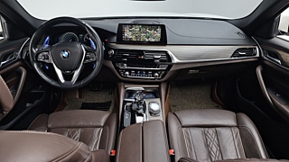 BMW 5-SERIES G30 2017