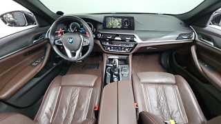 BMW 5-SERIES G30 2017