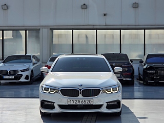 BMW 5-SERIES G30 2019