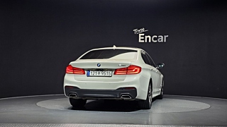 BMW 5-SERIES G30 2018