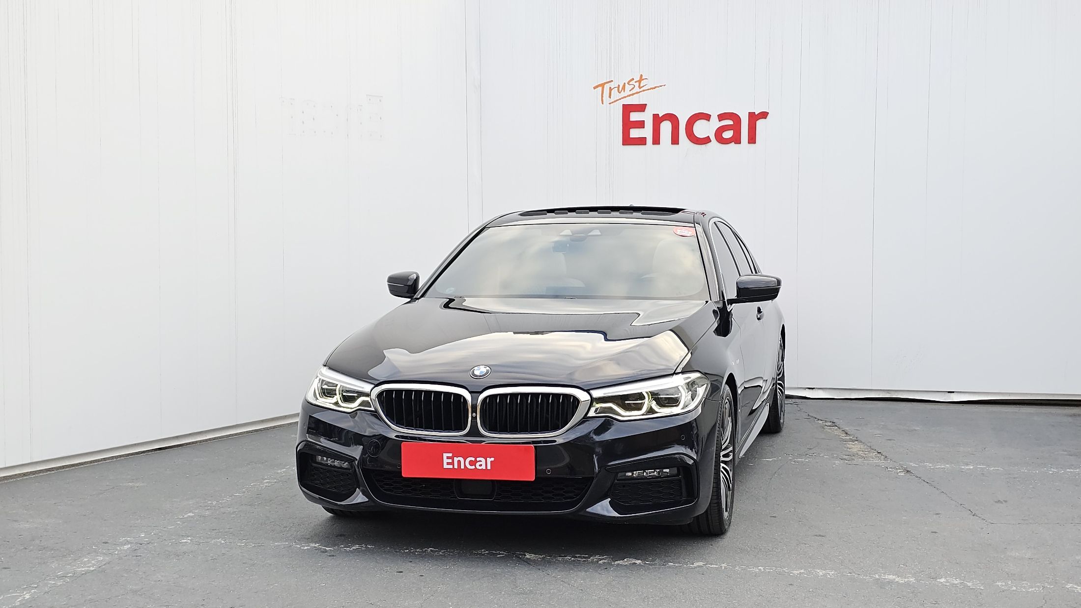 BMW 5-SERIES G30 2019