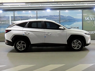 HYUNDAI TUCSON NX4 2021