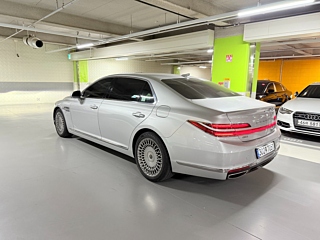 GENESIS G90 2019