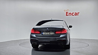 BMW 5-SERIES G30 2017