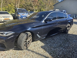 BMW 5-SERIES G30 2023