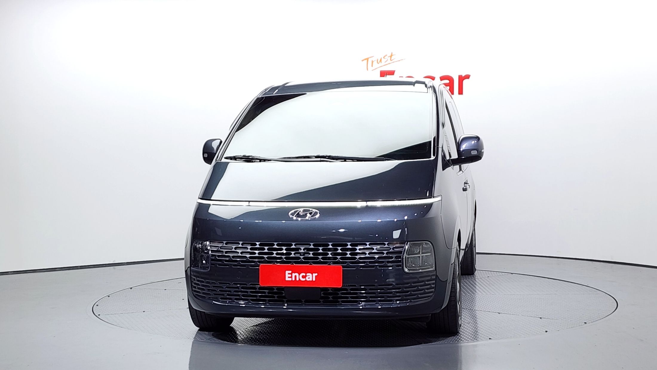HYUNDAI STARIA 2023