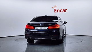 BMW 5-SERIES G30 2019