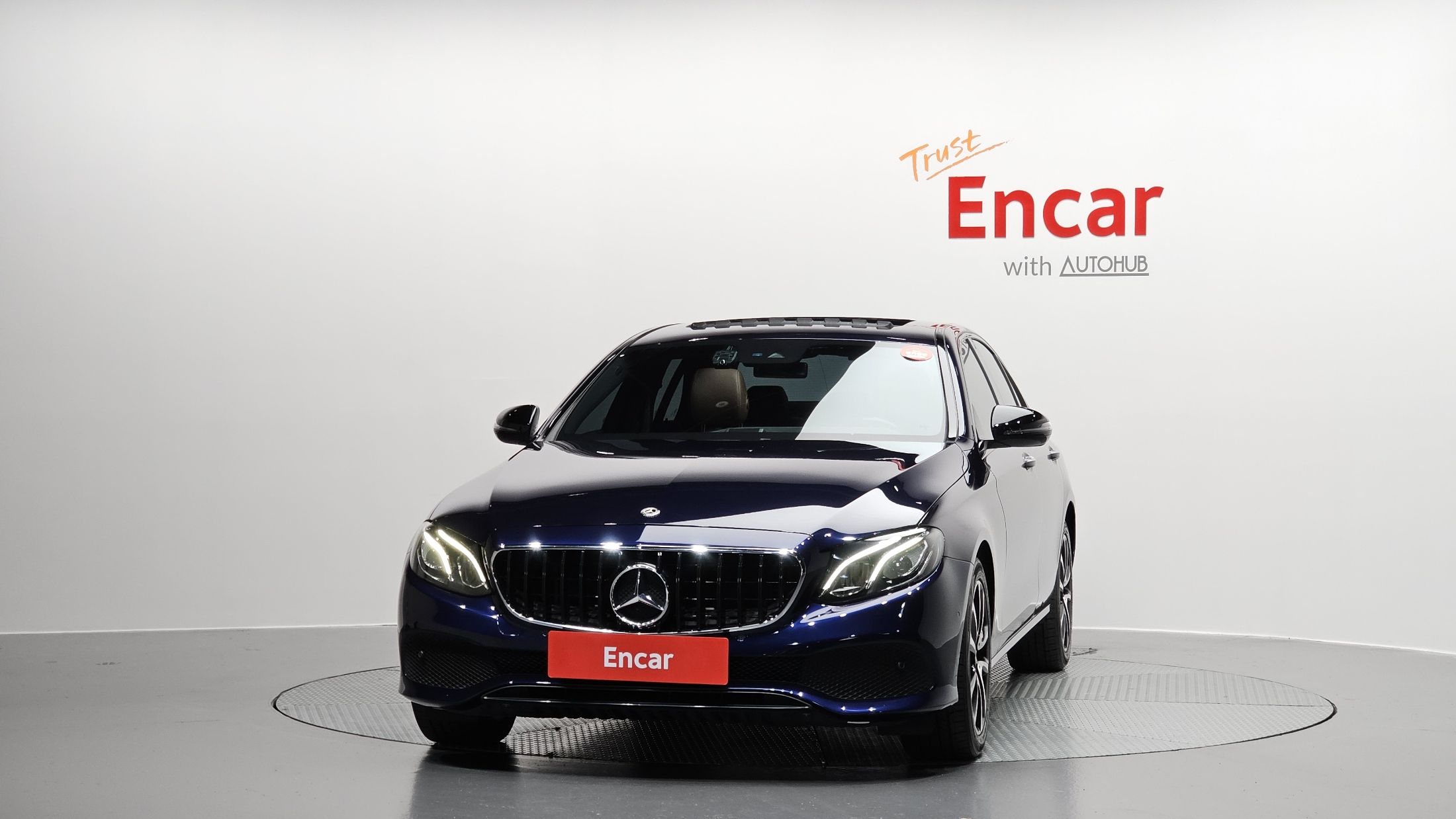 MERCEDES BENZ E-CLASS W213 2020