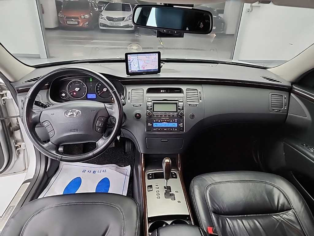 HYUNDAI GRANDEUR NEW LUXURY 2009