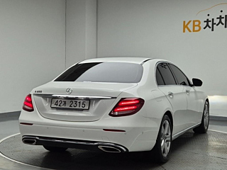 MERCEDES BENZ E-CLASS W212 2017