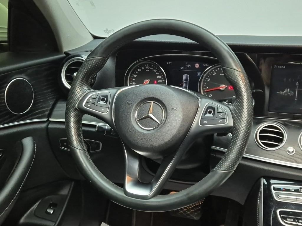 MERCEDES BENZ E-CLASS W212 2017