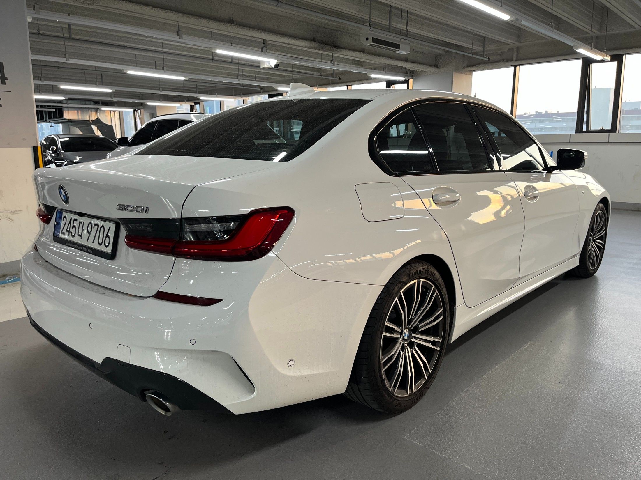 BMW 3-SERIES G20 2021