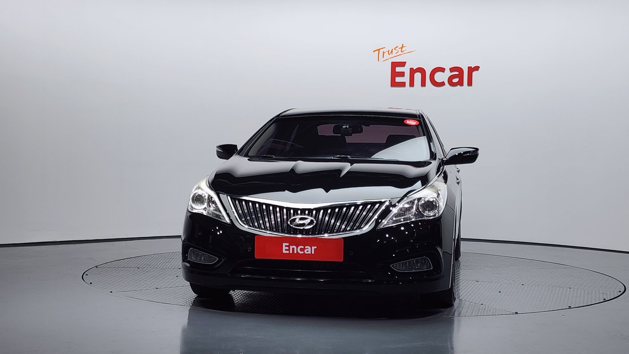 HYUNDAI GRANDEUR HG 2011