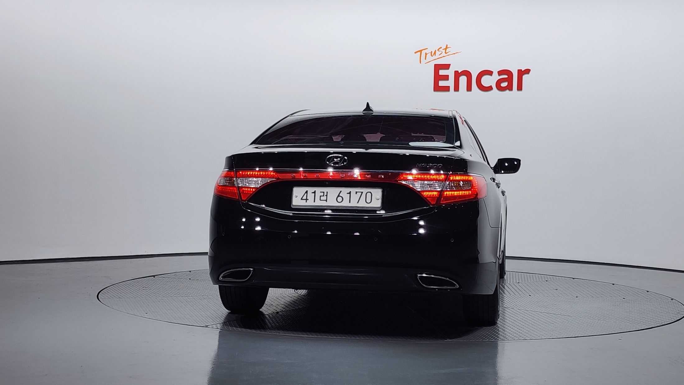 HYUNDAI GRANDEUR HG 2011