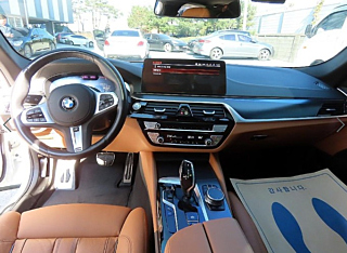 BMW 5-SERIES G30 2023