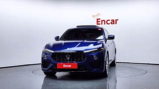 MASERATI LEVANTE 2022