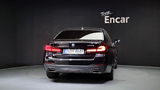 BMW 5-SERIES G30 2023