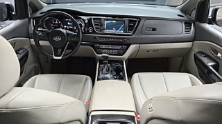 KIA CARNIVAL 2017
