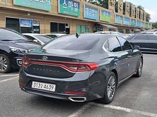 HYUNDAI GRANDEUR IG HYBRID 2017