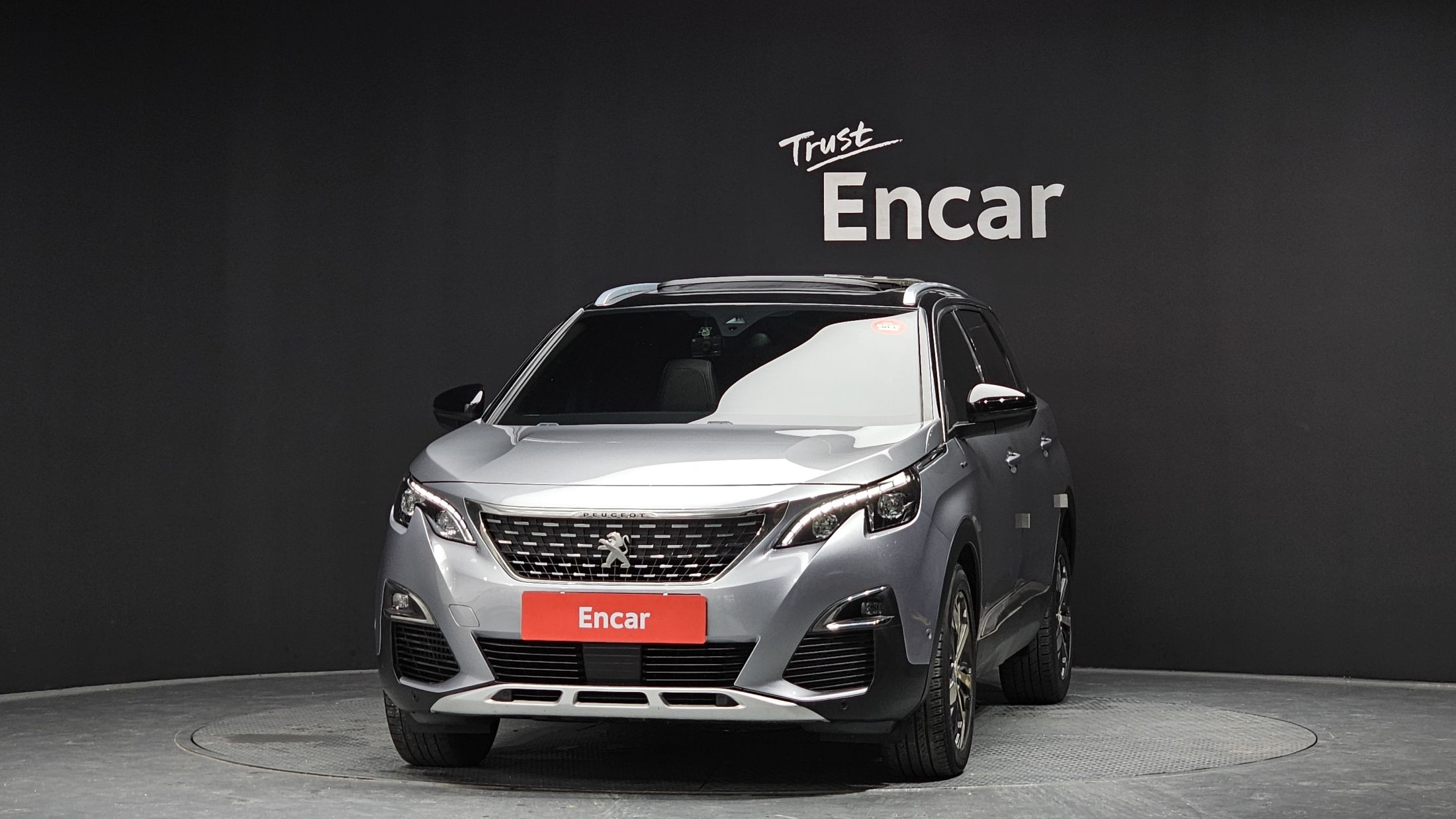 PEUGEOT 5008 2019