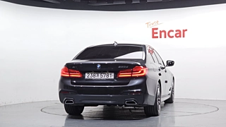 BMW 5-SERIES G30 2020