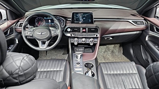GENESIS G70 2019