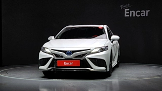TOYOTA CAMRY XV70 2024
