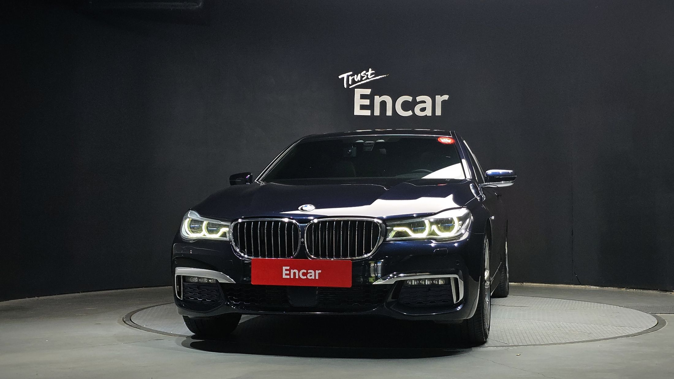 BMW 7-SERIES G11 2017