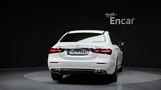MERCEDES BENZ E-CLASS W213 2022