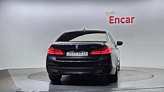 BMW 5-SERIES G30 2020