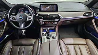 BMW 5-SERIES G30 2020