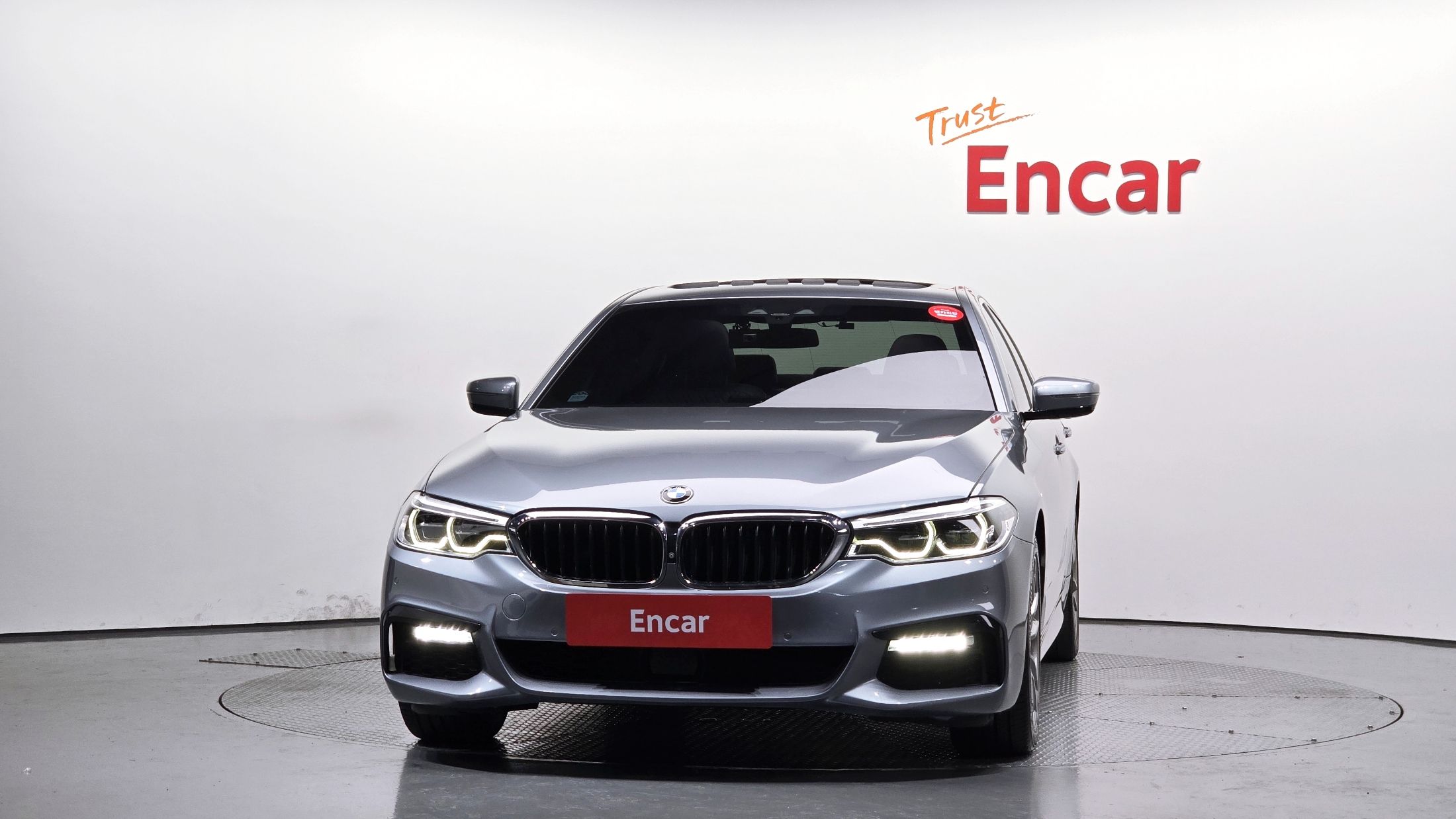BMW 5-SERIES G30 2017