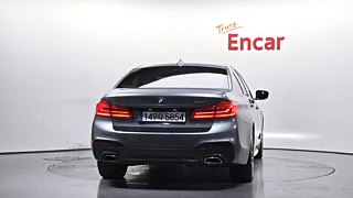 BMW 5-SERIES G30 2017