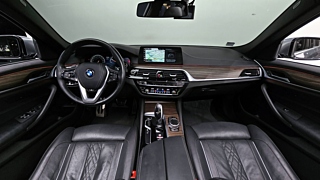 BMW 5-SERIES G30 2017