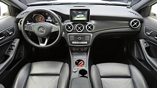 MERCEDES BENZ GLA-CLASS X156 2017