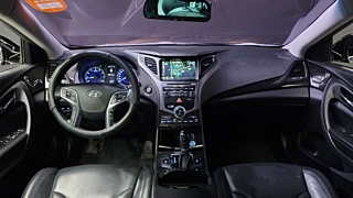 HYUNDAI GRANDEUR HG 2016