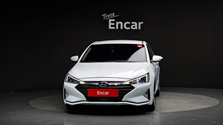 HYUNDAI AVANTE AD 2019