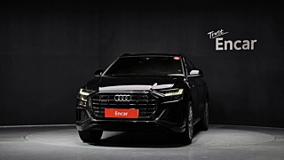 AUDI Q8 4M 2021