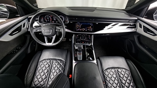 AUDI Q8 4M 2021